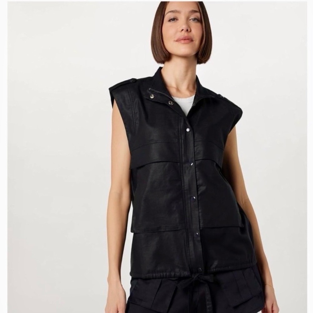 The Drop Utility Vest - Black